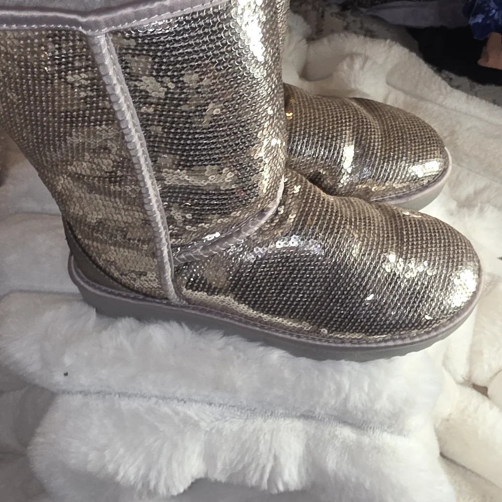 UGG Gold Sequin Ankle Boots - Picture 3 of 6